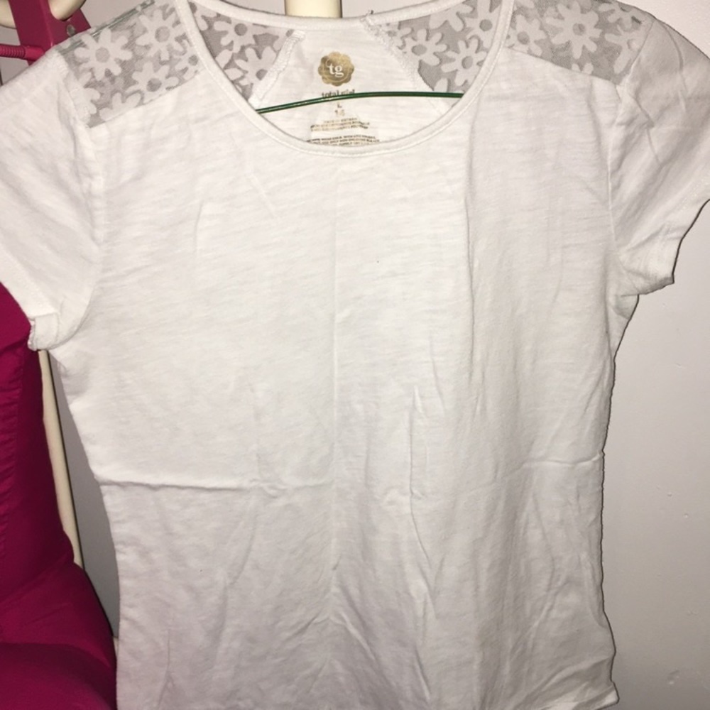 Total girl lace tee